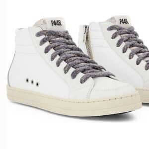 P448 Skate Square high tops Like new!